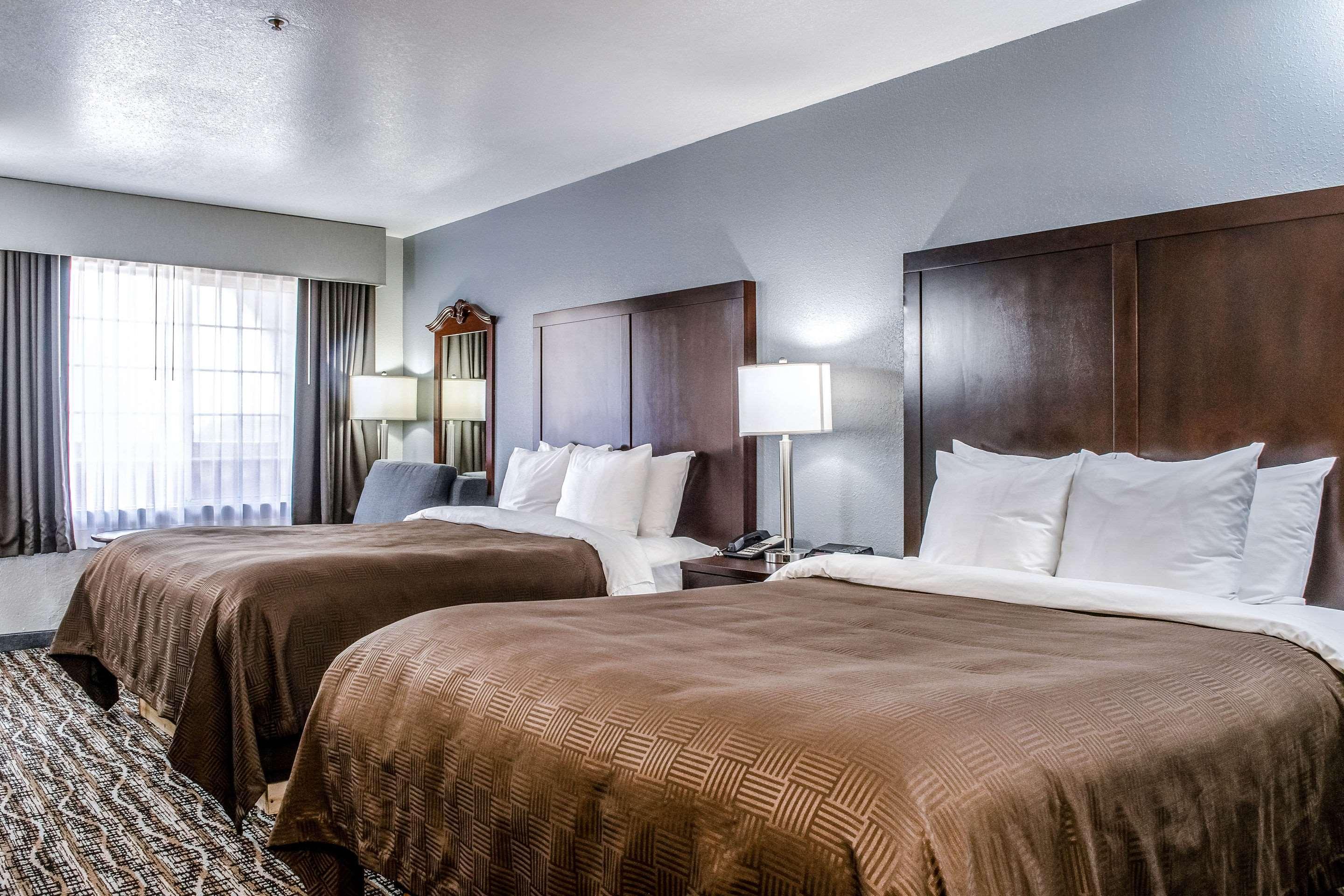 Clarion Hotel By Humboldt Bay Юрика Экстерьер фото