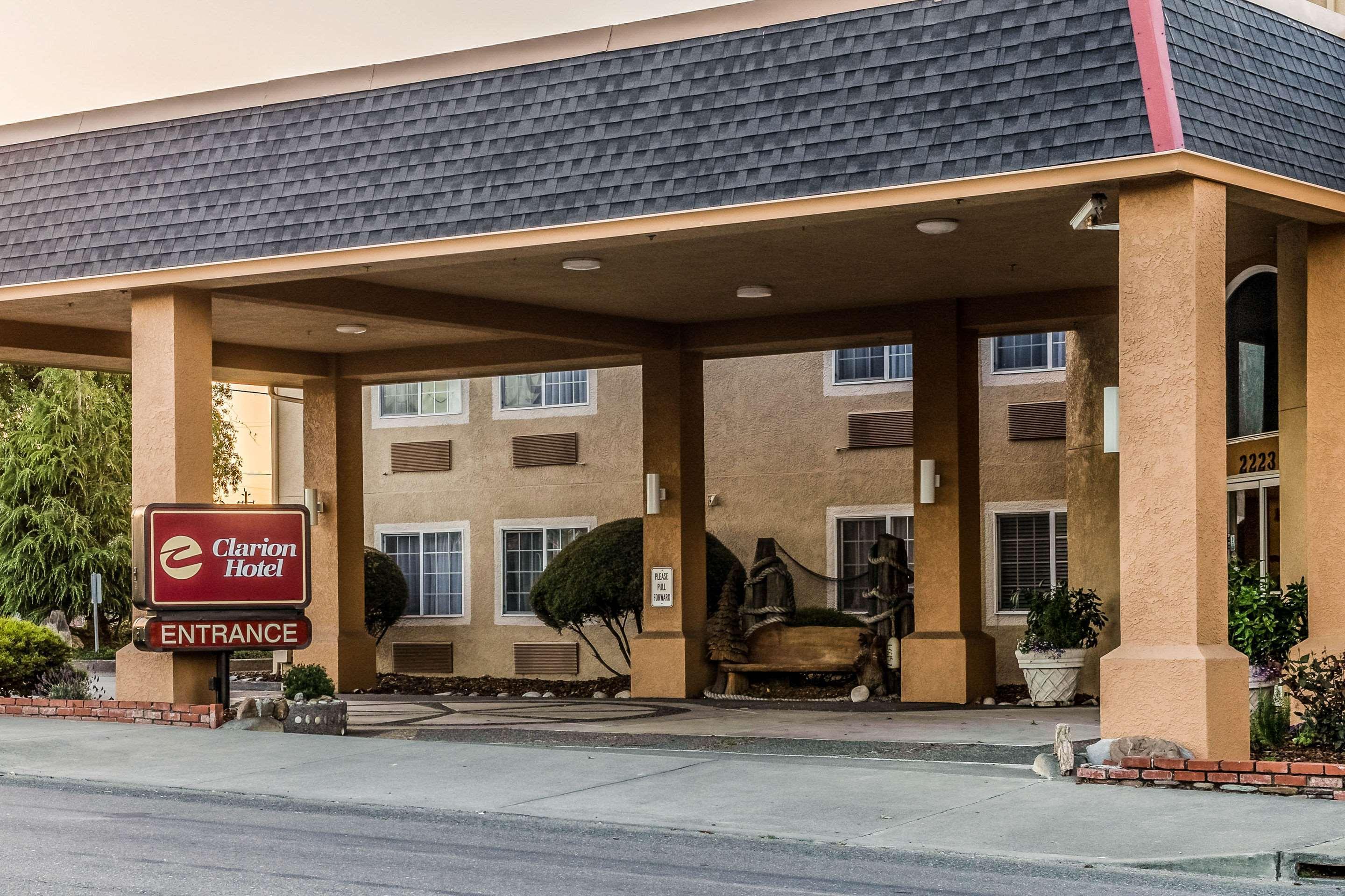 Clarion Hotel By Humboldt Bay Юрика Экстерьер фото