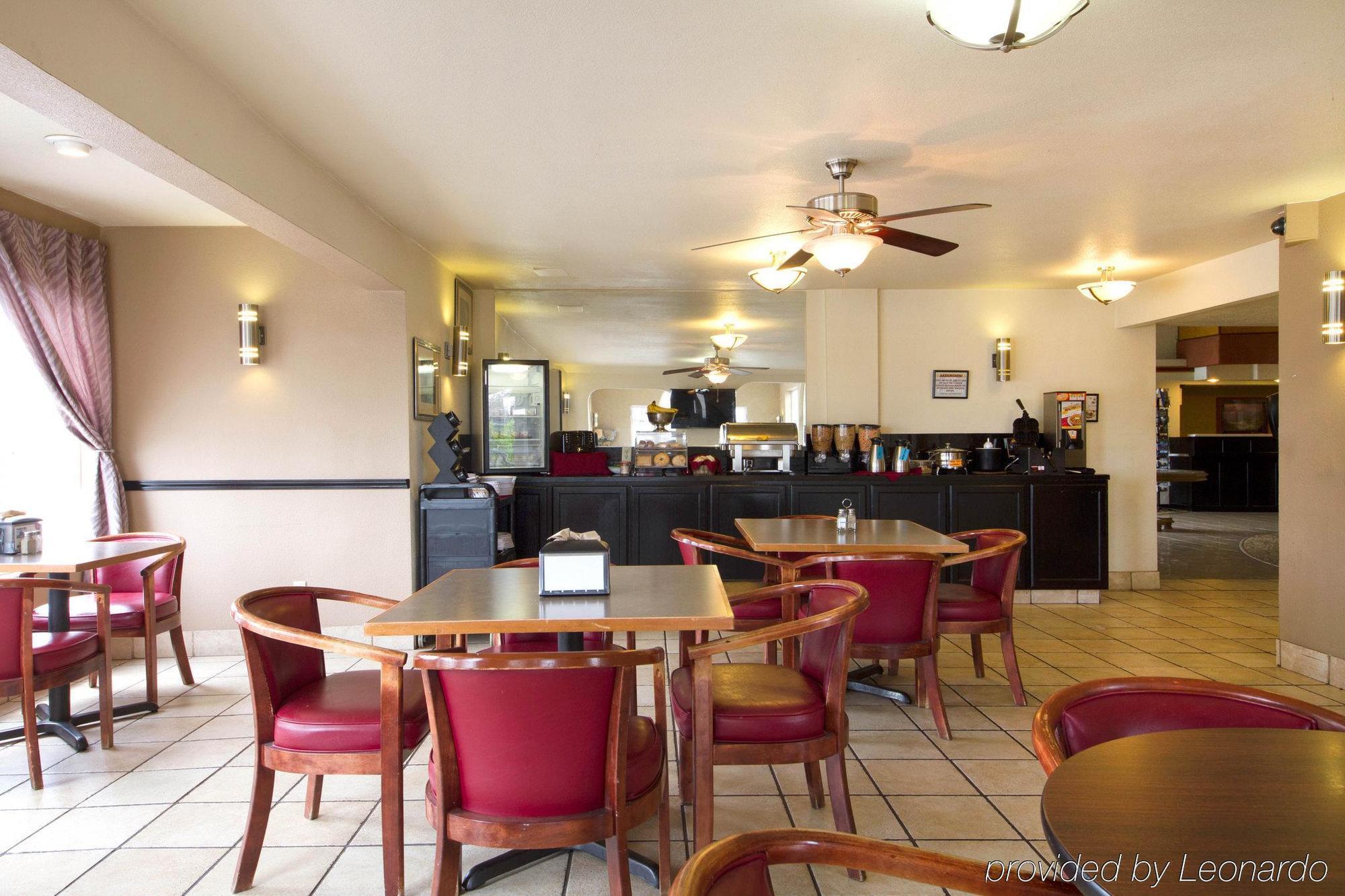 Clarion Hotel By Humboldt Bay Юрика Экстерьер фото