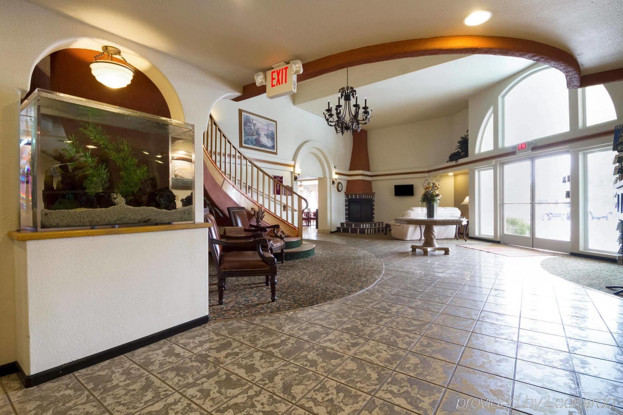Clarion Hotel By Humboldt Bay Юрика Экстерьер фото