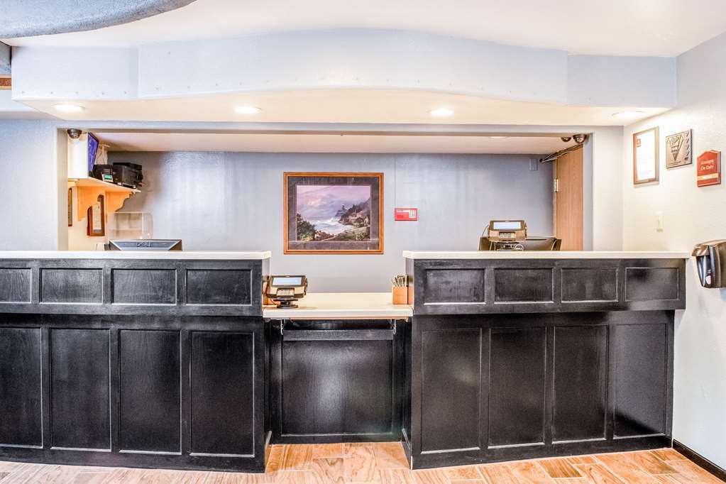 Clarion Hotel By Humboldt Bay Юрика Интерьер фото